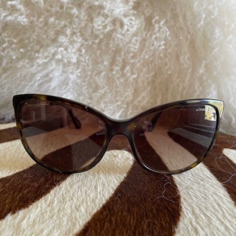 Chanel Gold Chain Sunglasses 5352